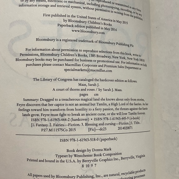 A Court of Thorns and Roses & A Court of Mist and Fury oop set - Picture 9 of 11